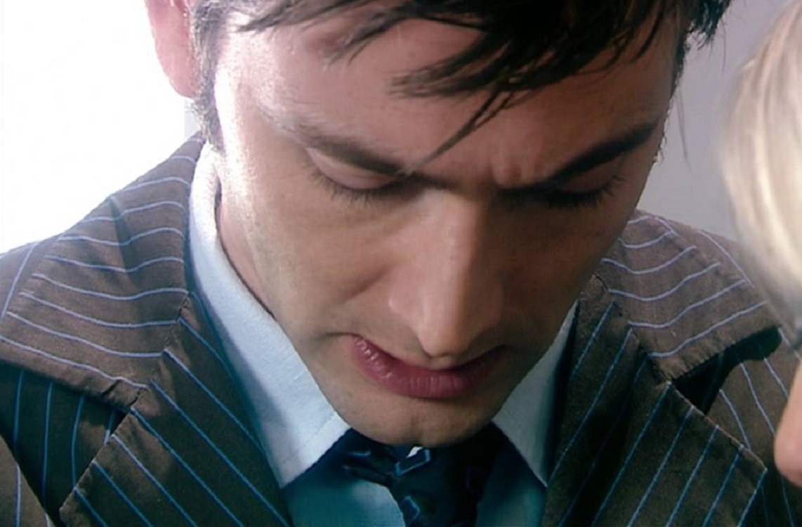 10th Doctor brown suit lapels