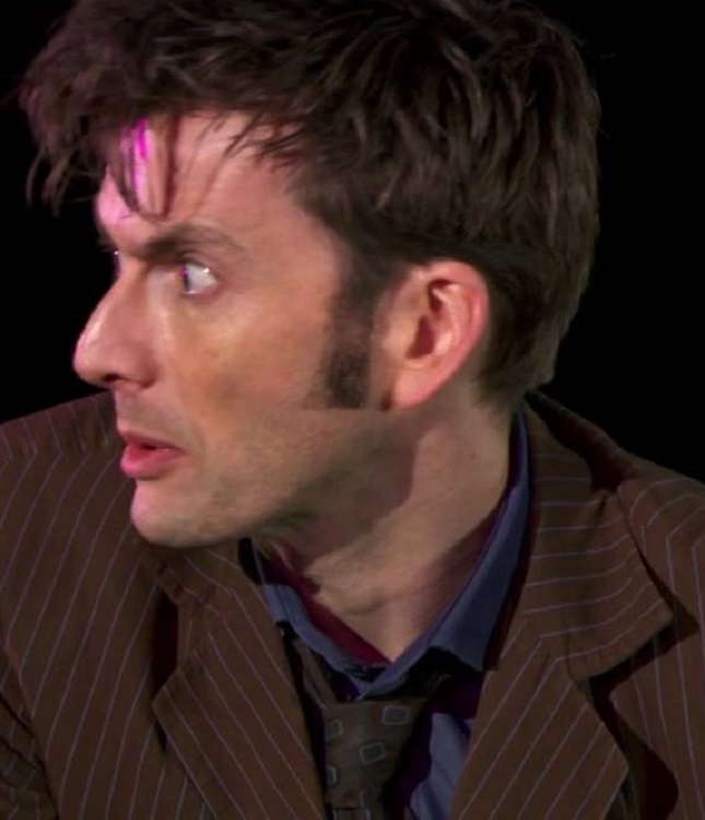 10th Doctor brown suit collar